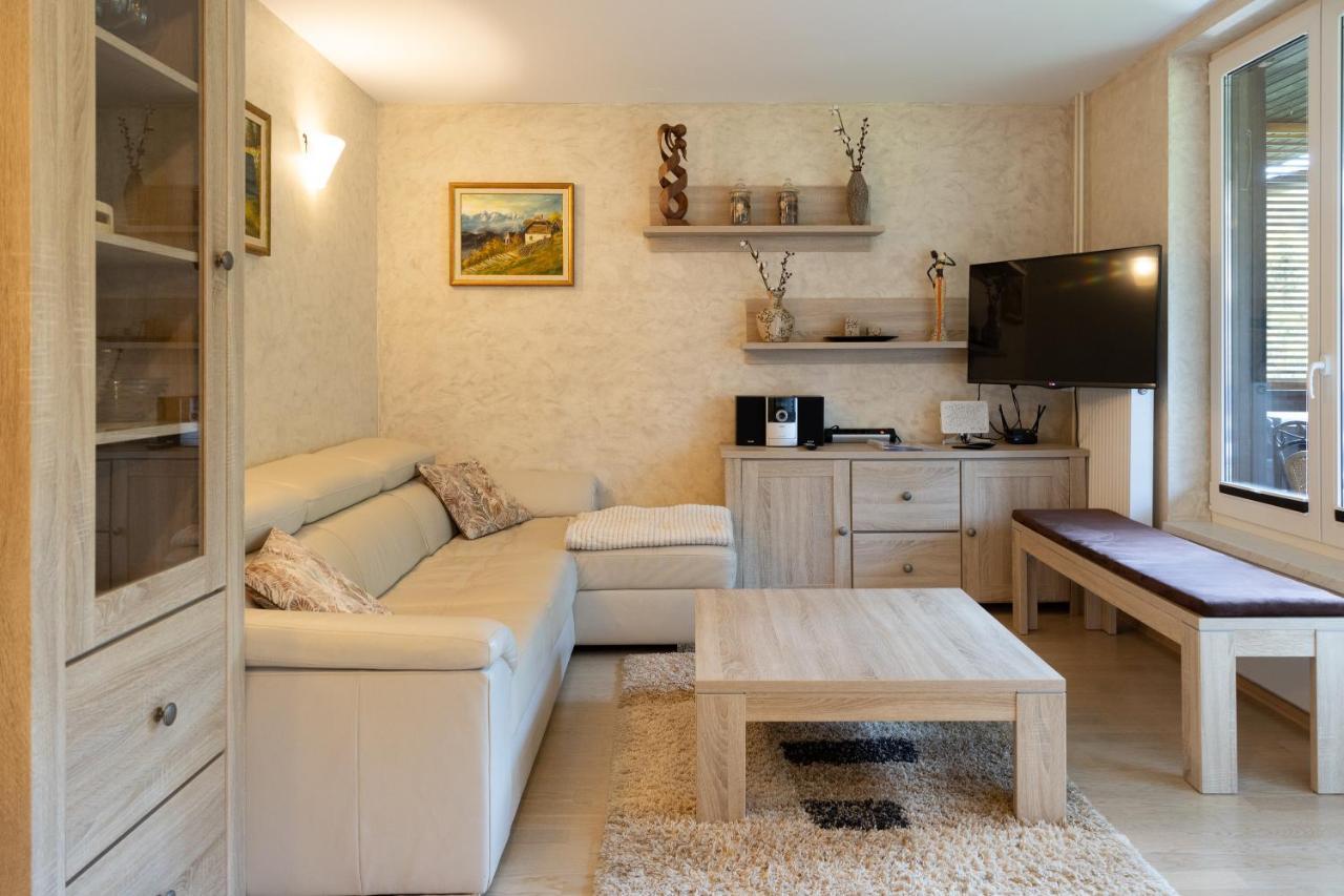 Apartma Krvavec - Cosy Mountain Retreat Cerklje na Gorenjskem Luaran gambar